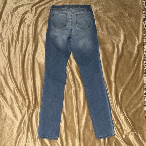 Women’s Permanent Jeans - Picture 2 of 3